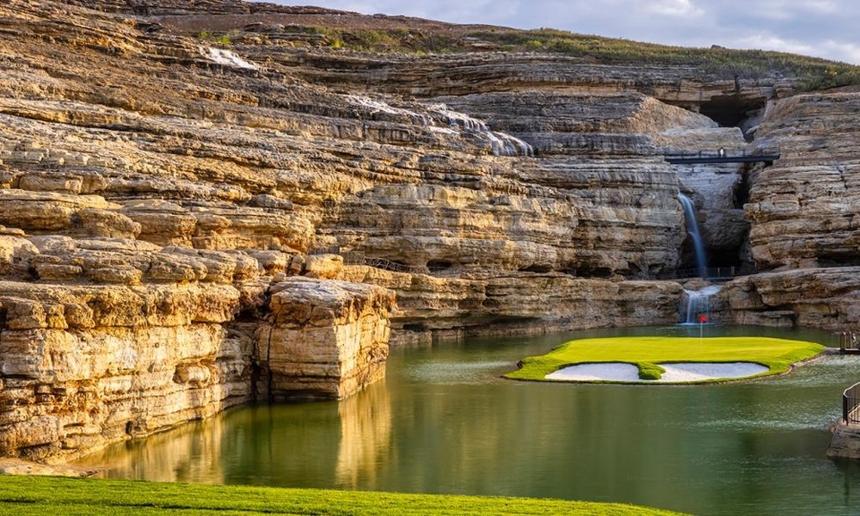 Payne's Valley Golf Course